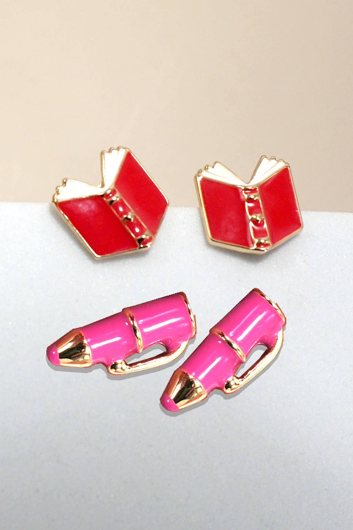 BACK TO SCHOOL BOOK EARRINGS | 40E327