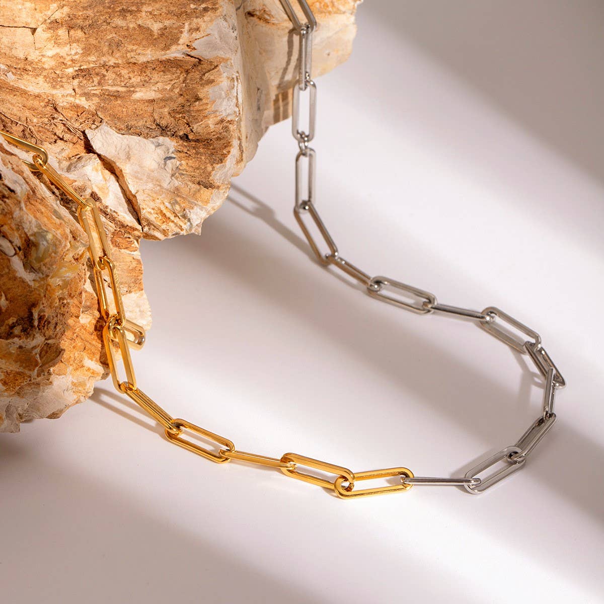 18K Stainless Steel Tarnish Free Waterproof Neck | 40NK9502