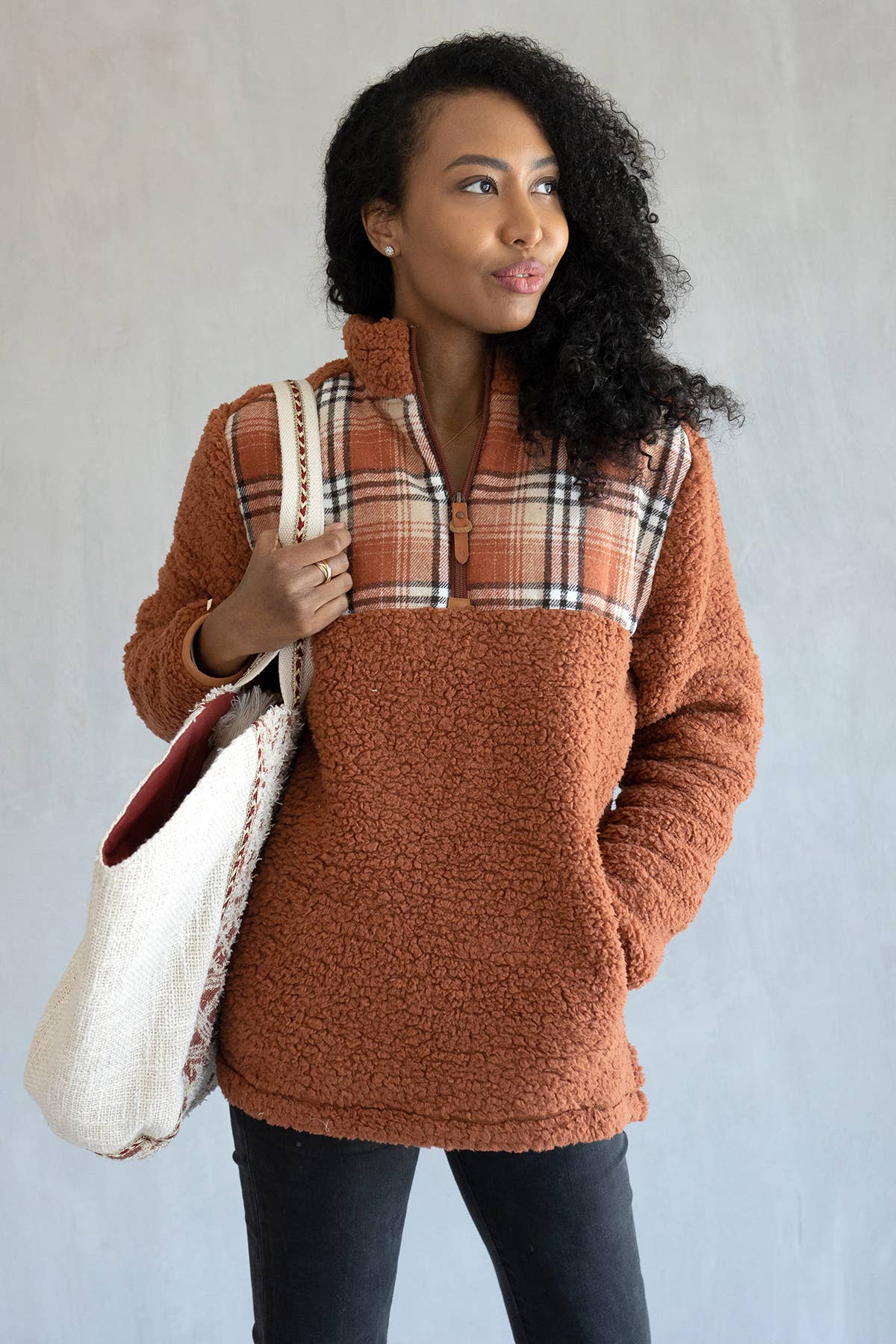 SH1006 Lydia Contrast Sherpa Pullover