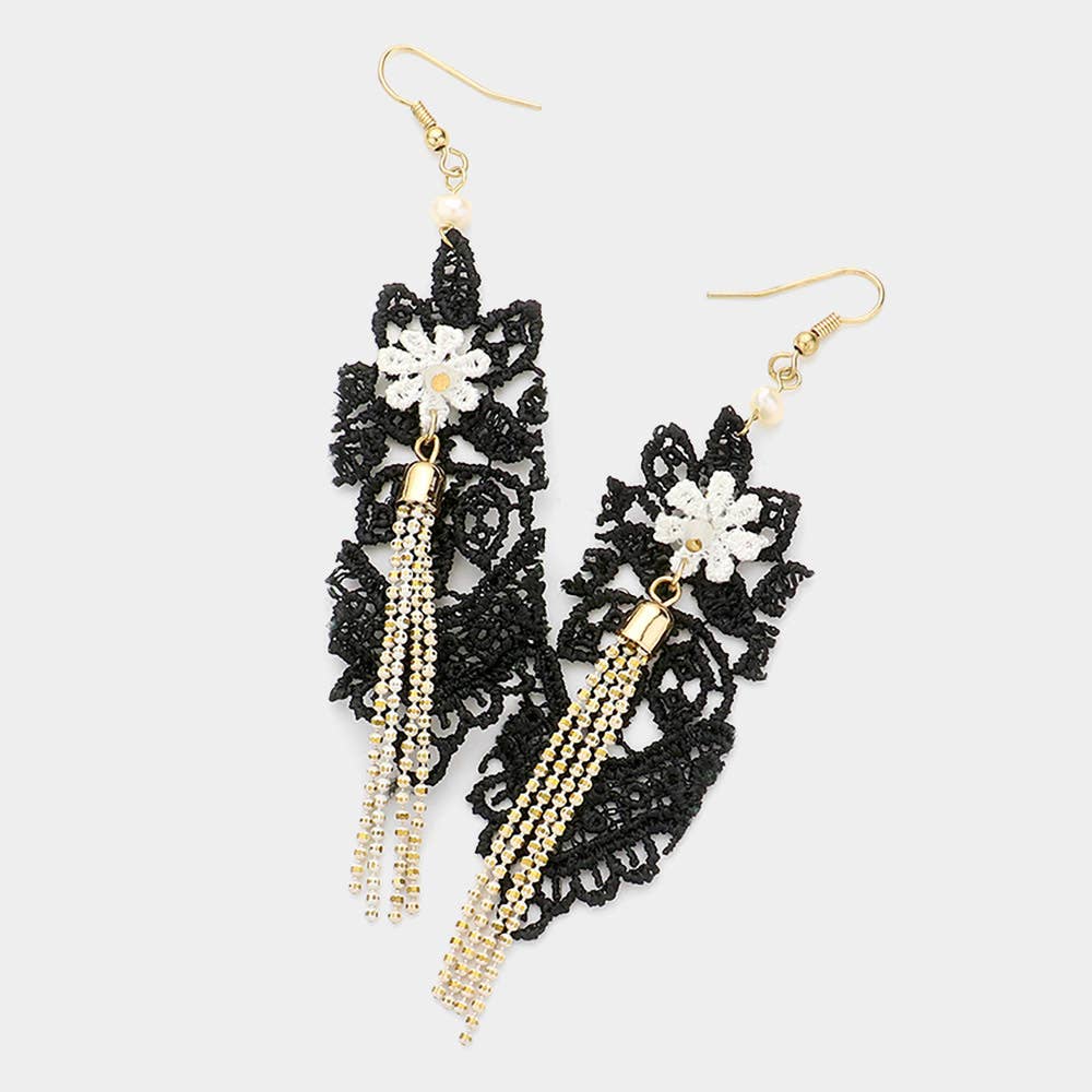 Flower Pointed Crochet Lace Dangle Earrings: Gold