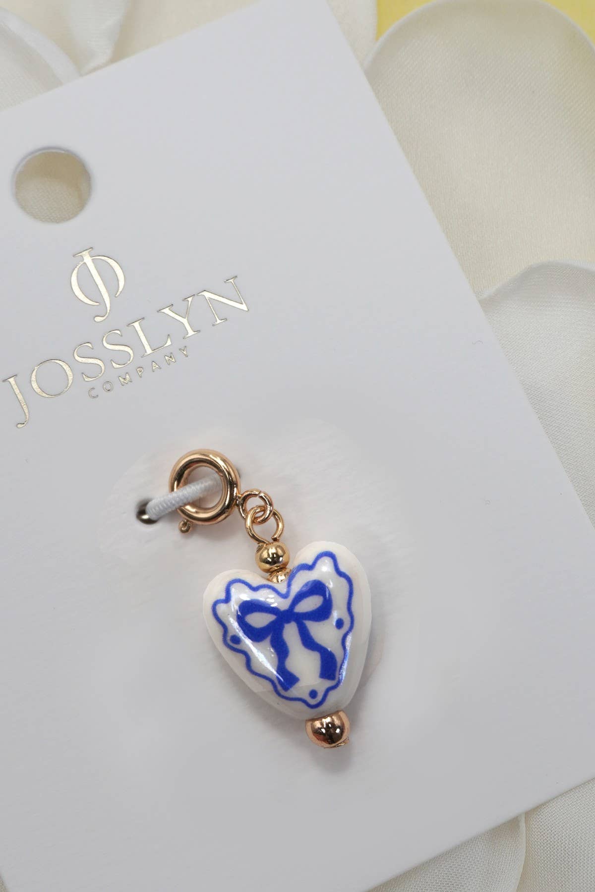 CHARM-PORCELAIN BOW CHERRY WITH SPRING RING CLASP | 80CM1101