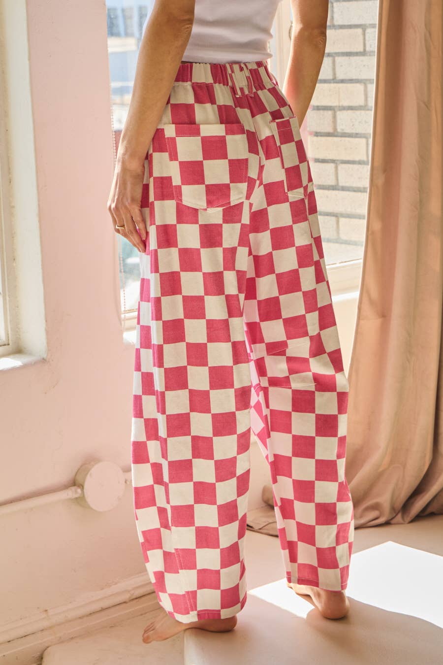 Checkered Printed Barrel Denim Pants: Mocha Combo / L