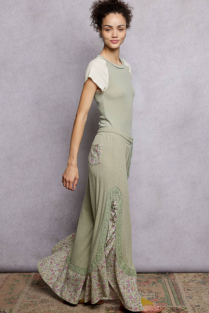 Floral Pattern Ruffle Detail Ribbed Knit Pants