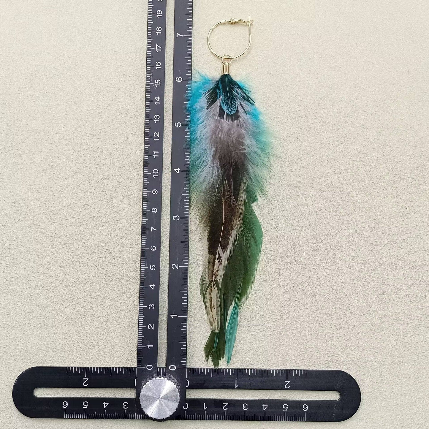 J42. Feather Hoop Earrings