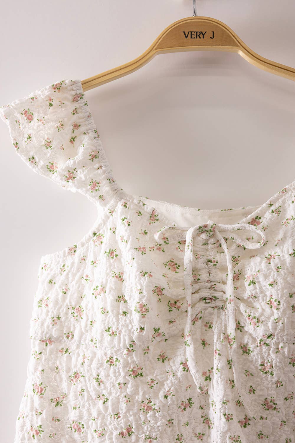 NT12515-Romantic Floral Ruffle Sleeve Babydoll Top