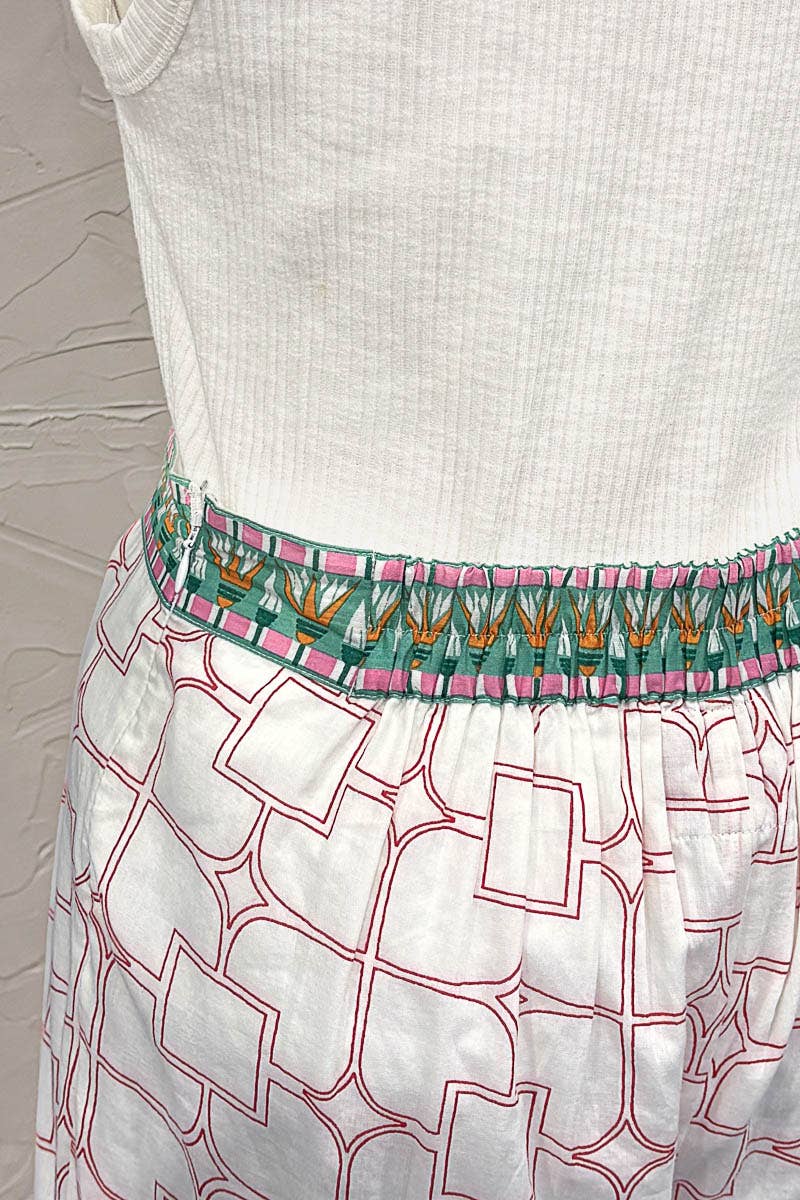 Flowy A-Line Printed Woven Women Pants