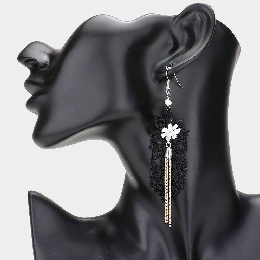 Flower Pointed Crochet Lace Dangle Earrings: Gold