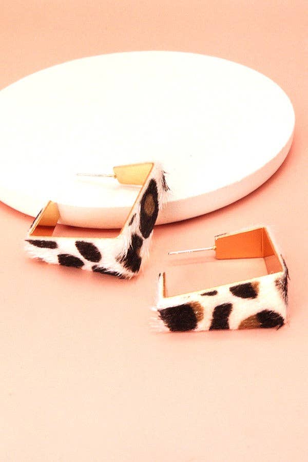 FAUX FUR GEO SQUARE ANIMAL HOOP EARRINGS | 31E21789: GOLD