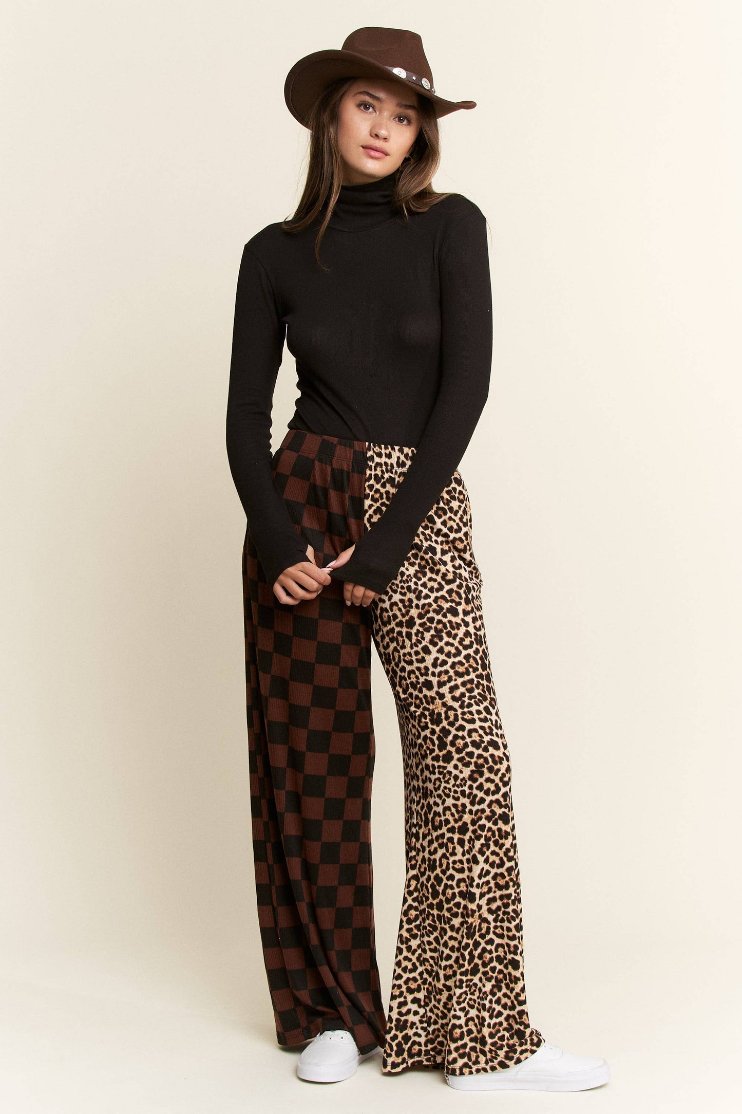 PLUS SIZE SPLIT DECISION LEOPARD-CHECKERED PANTS: MOCHA / 3XL