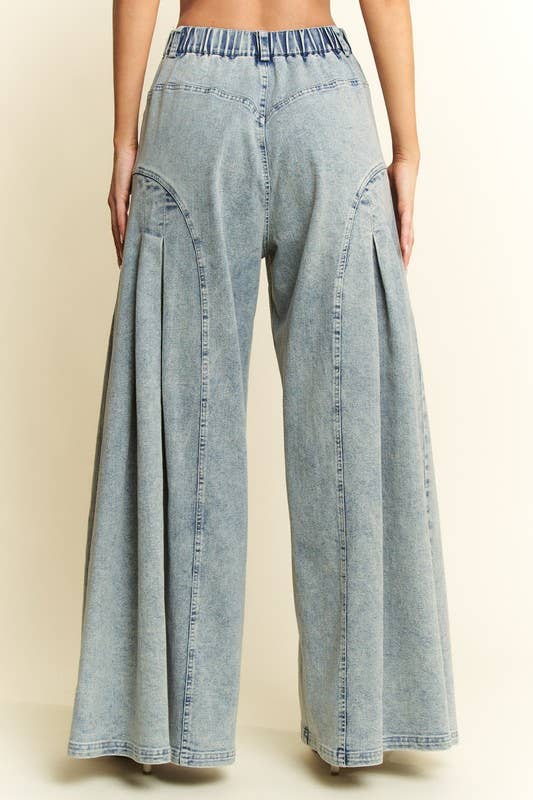 DENIM WIDE LEG FLARED PANTS: DENIM / L