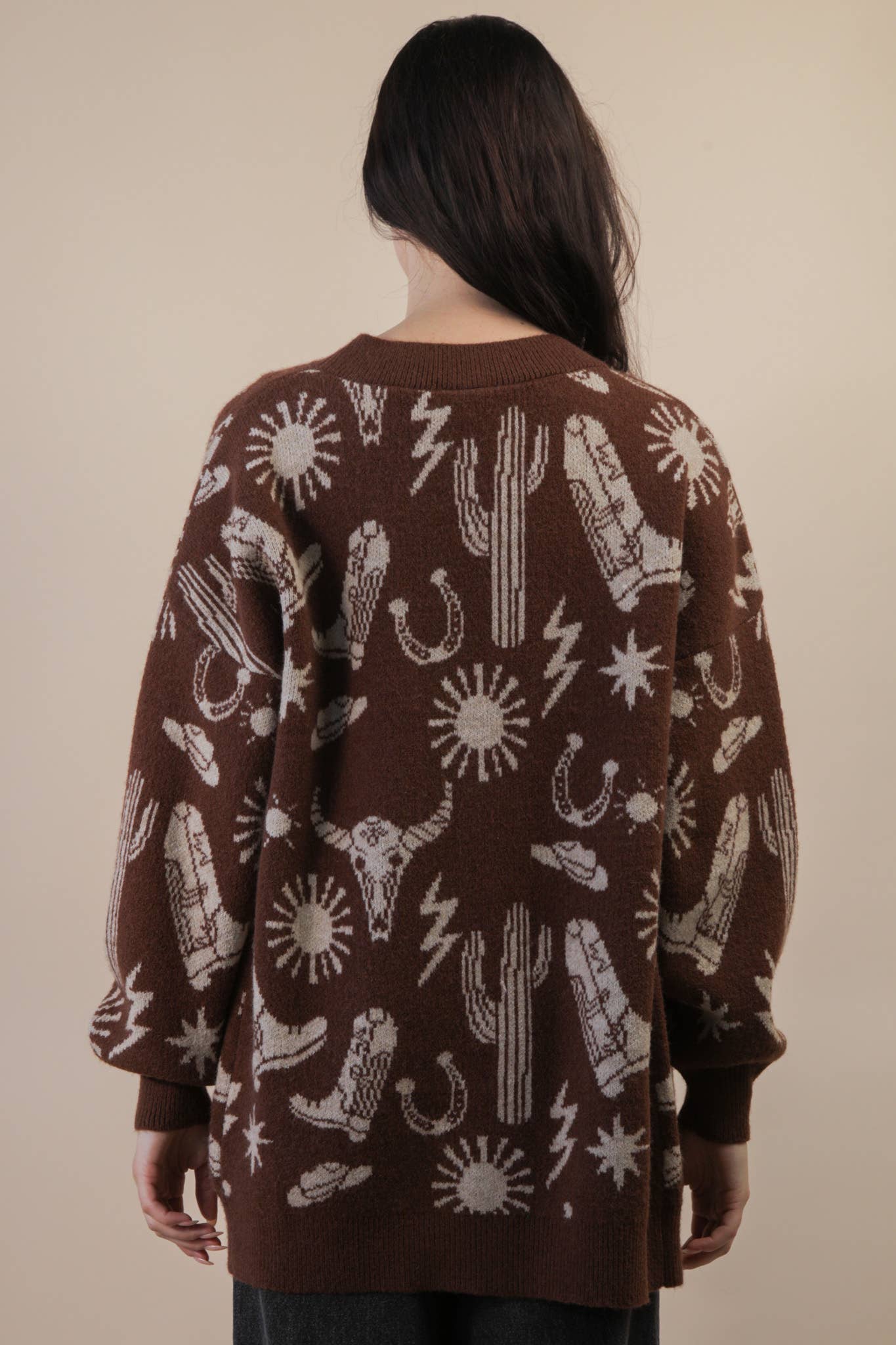 12W3393N-Oversized Western Graphic Knit Sweater Cardigan