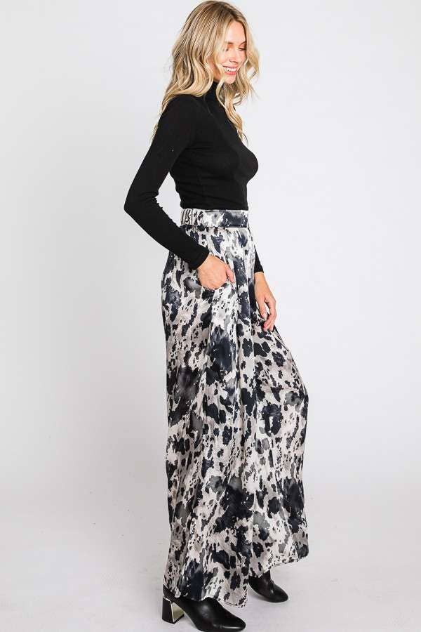 ANIMAL PRINT WIDE LEG PANTS