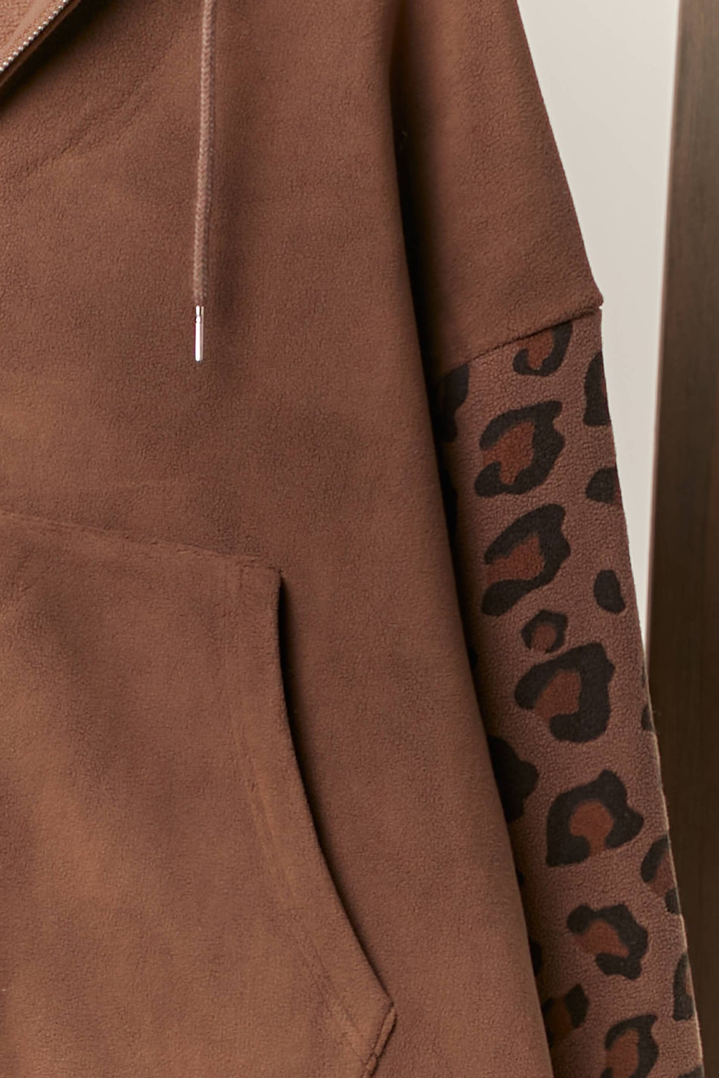 Zip Up hooded Sweatshirt with Leopard Print: Brown / L