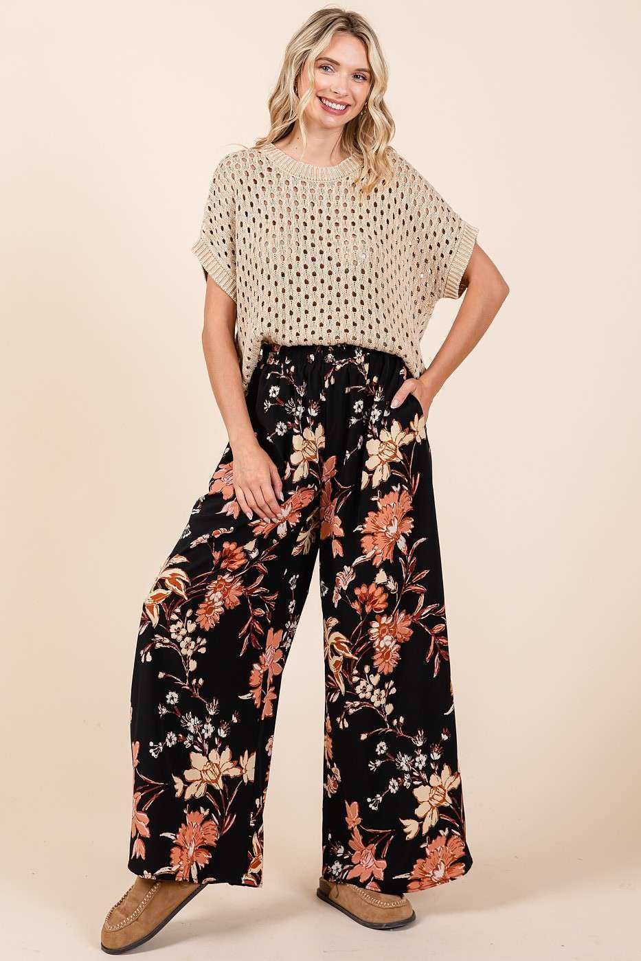 FLOWER PRINT ELASTIC WAIST MID RISE WIDE LEG PANTS