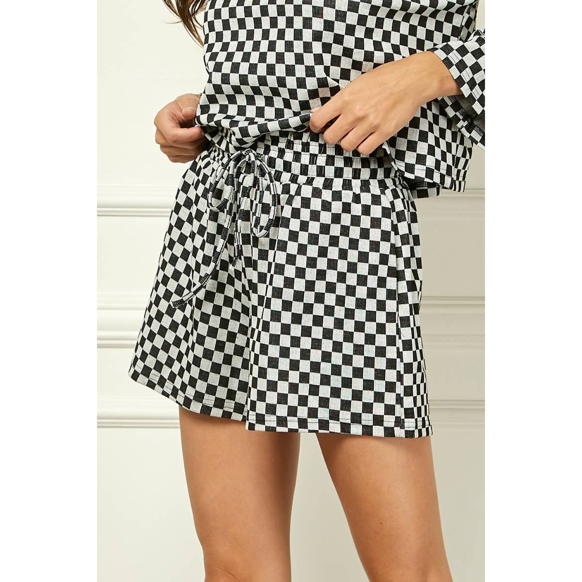 Checker Jersey Drawstring Short : Brown / L