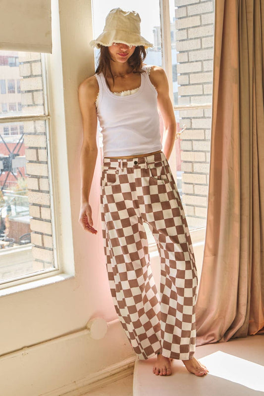Checkered Printed Barrel Denim Pants: Mocha Combo / L