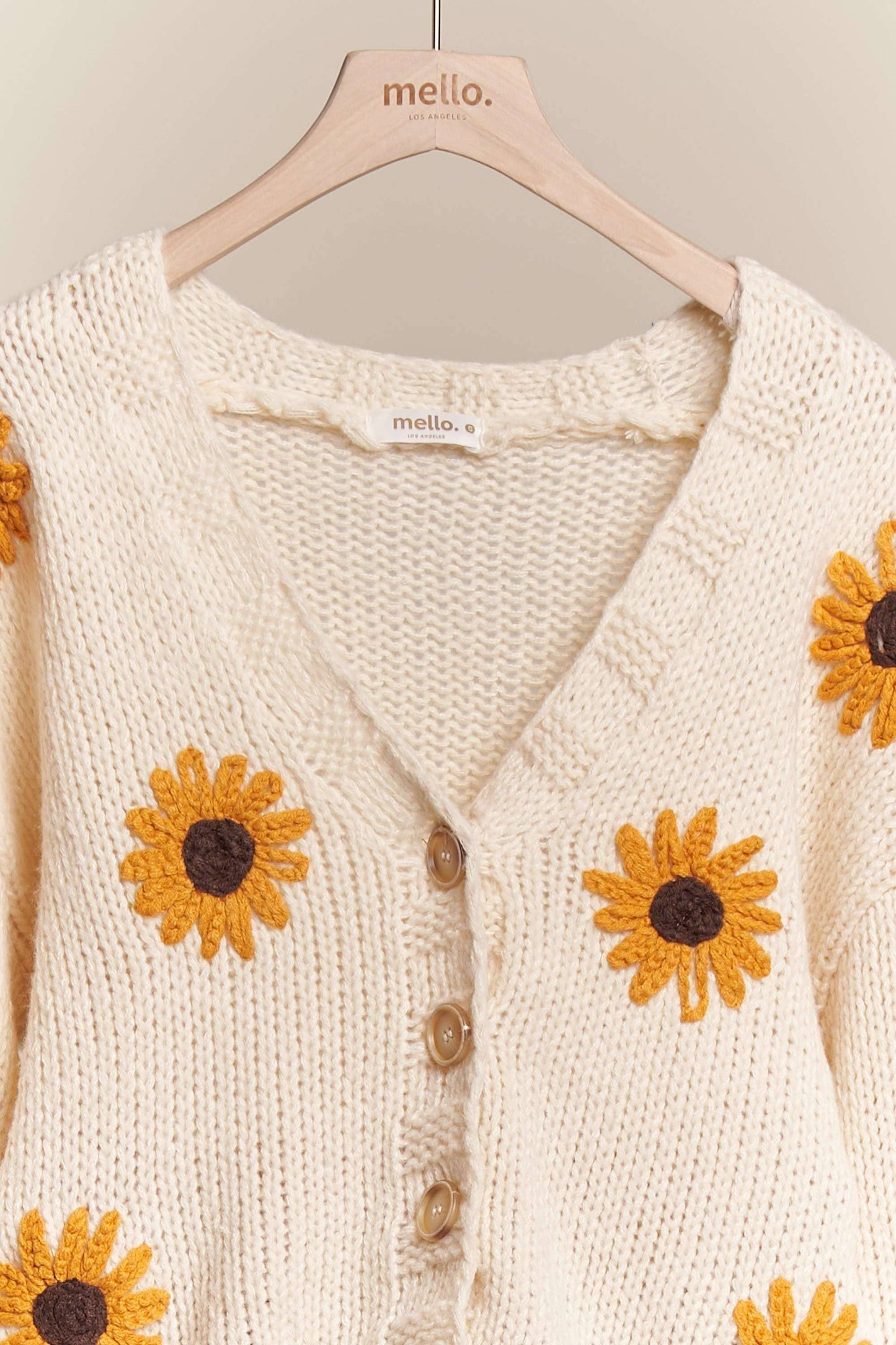 Sunflower Embroidered V Neck Cardigan: Cream / L
