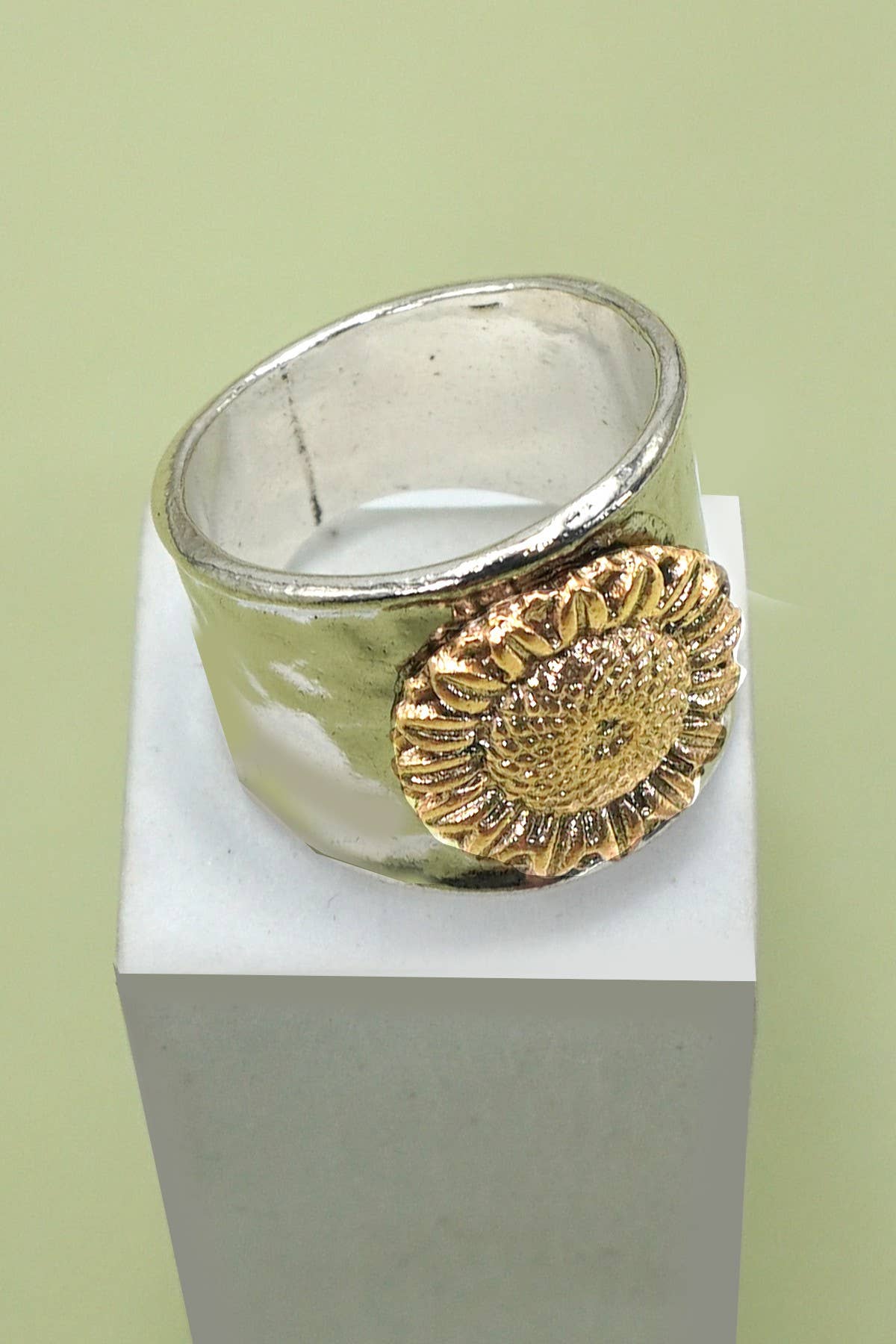 VINTAGE BOHO  TWO TONE SUNFLOWER STATEMENT RING | 80R123