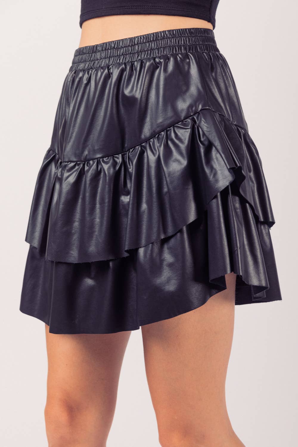 VS50929-Faux Leather Ruffle Mini Skirt