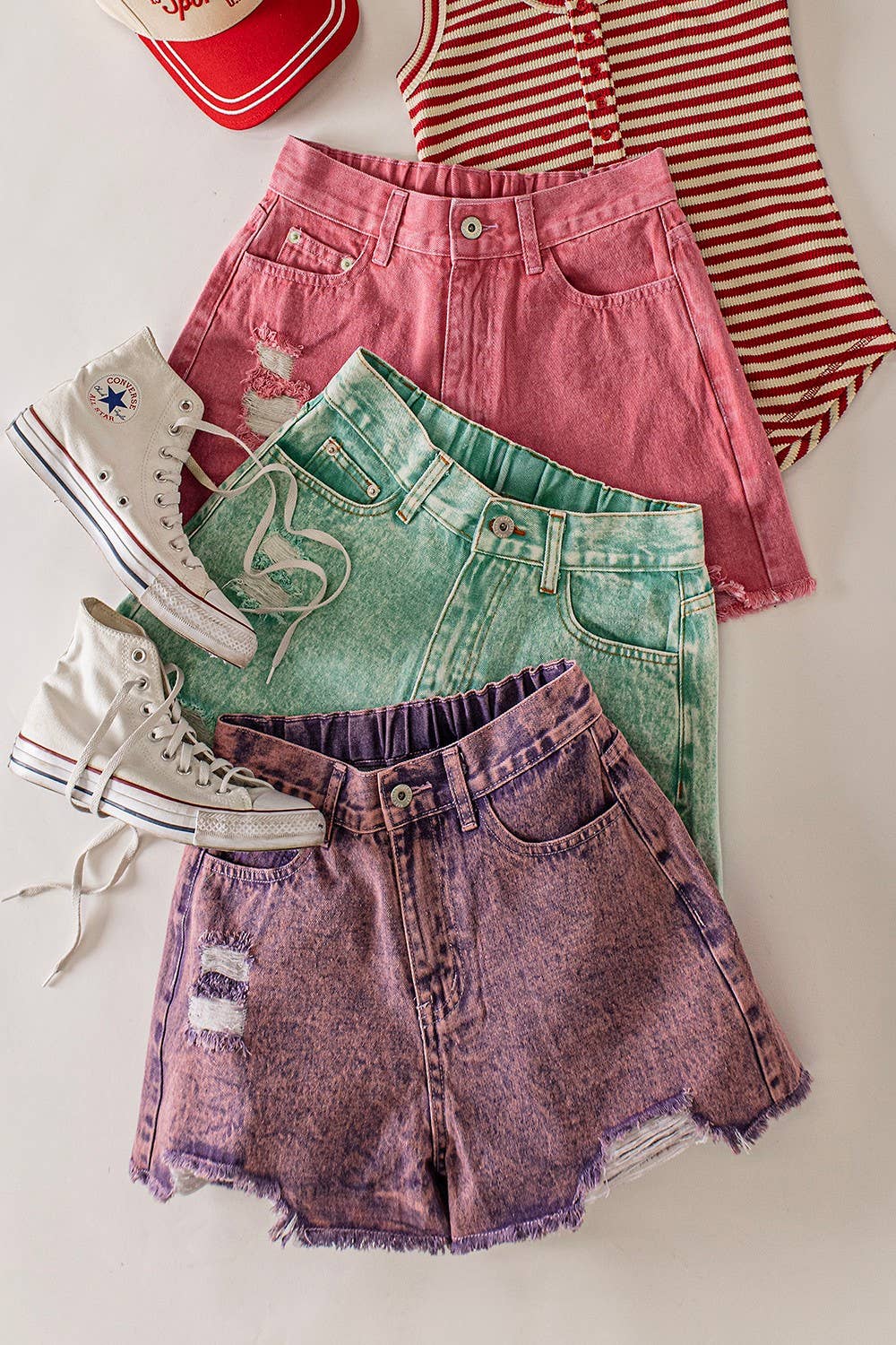 VJP90066-VERY JEAN Mineral Washed Denim Distressed Shorts
