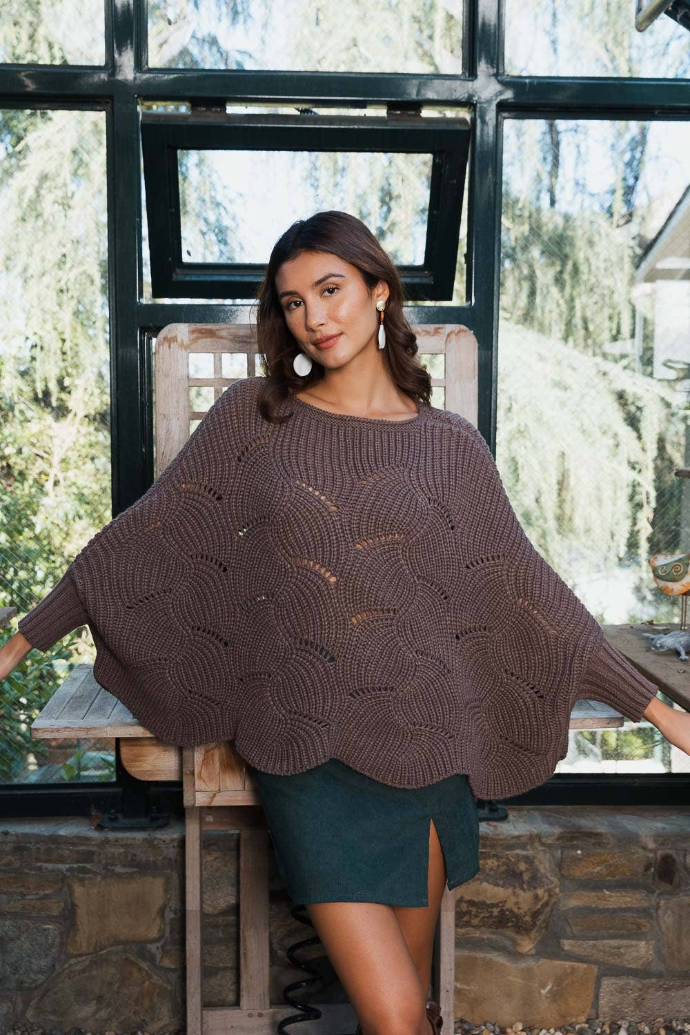 Ribbed Knit Pattern Poncho w/ Sleeves: Burgundy