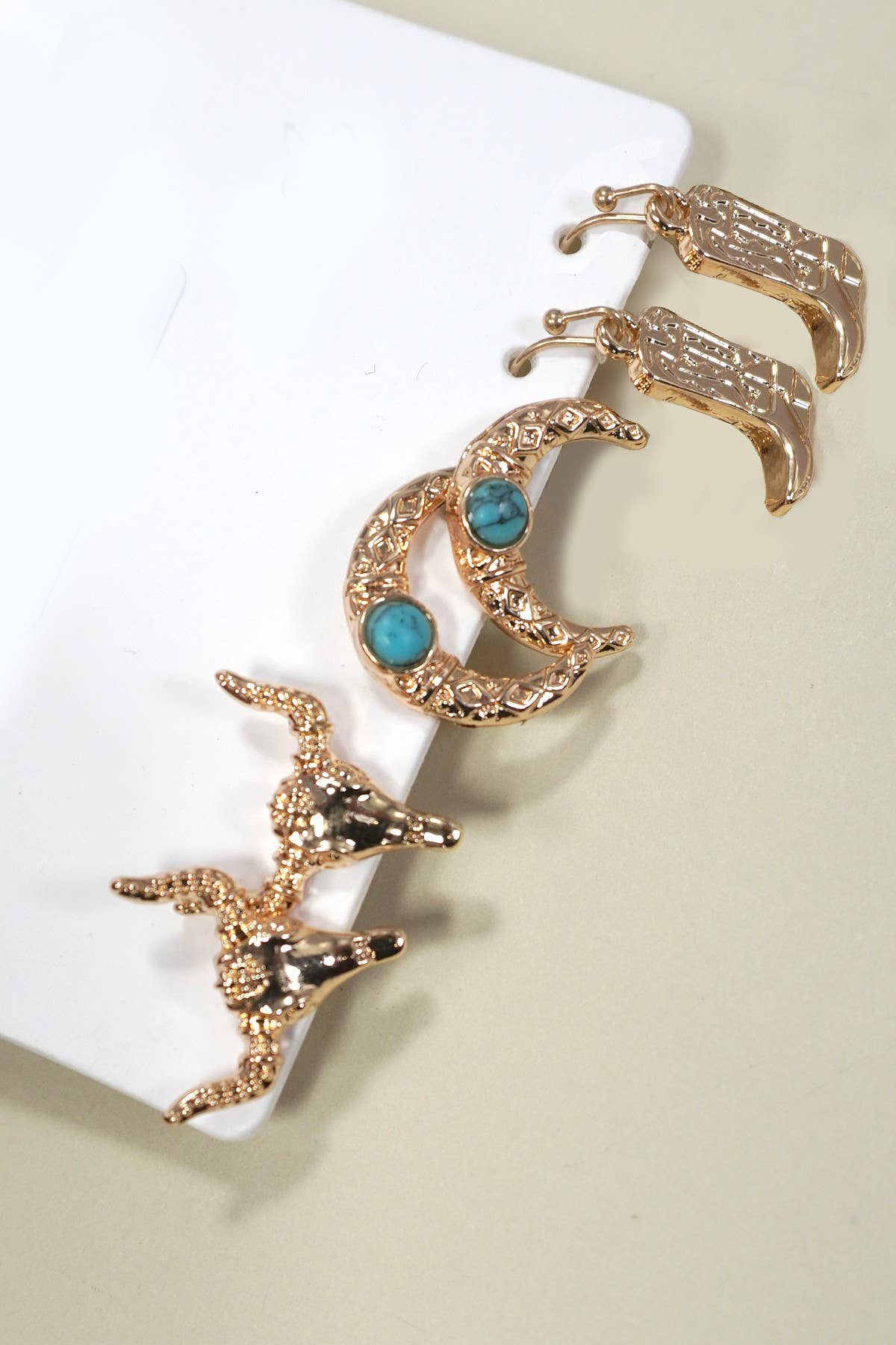 WESTERN BULL HEAD HORN BOOTS TRIO EARRINGS | 80E6035: GOLD
