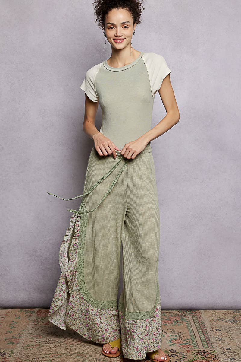 Floral Pattern Ruffle Detail Ribbed Knit Pants