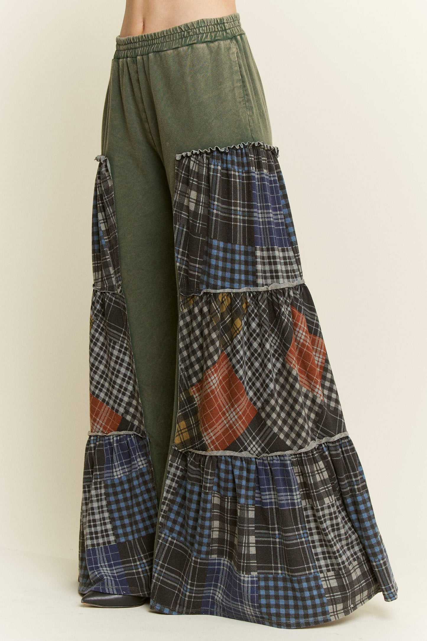 Mineral Washed Tiered Plaid Wide Flare pants HP6675: Olive / S-M-L / 2-2-2