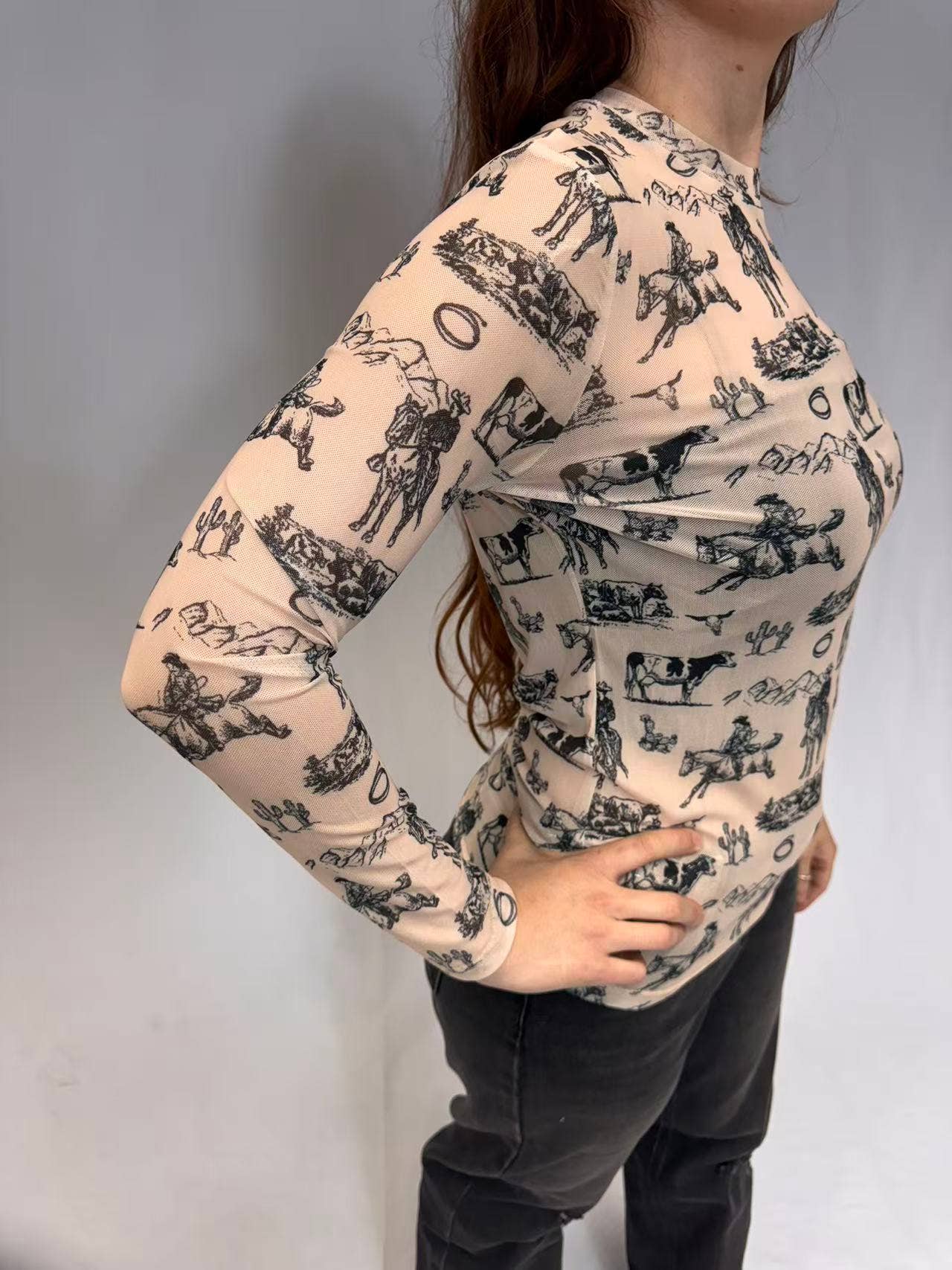 MK801 Saddle Story Mesh Top