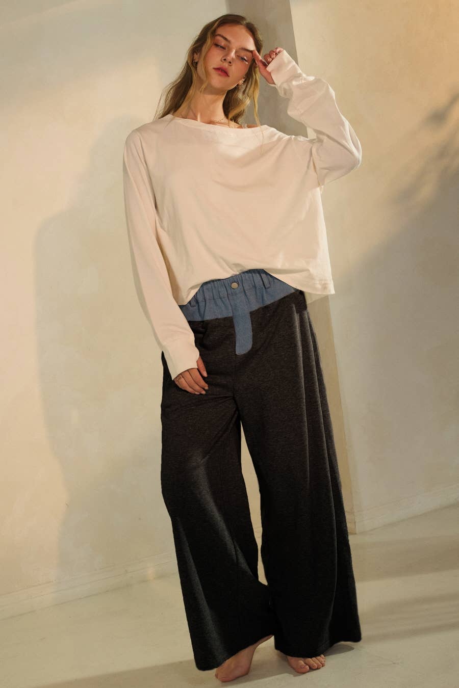 Wide-leg Pants