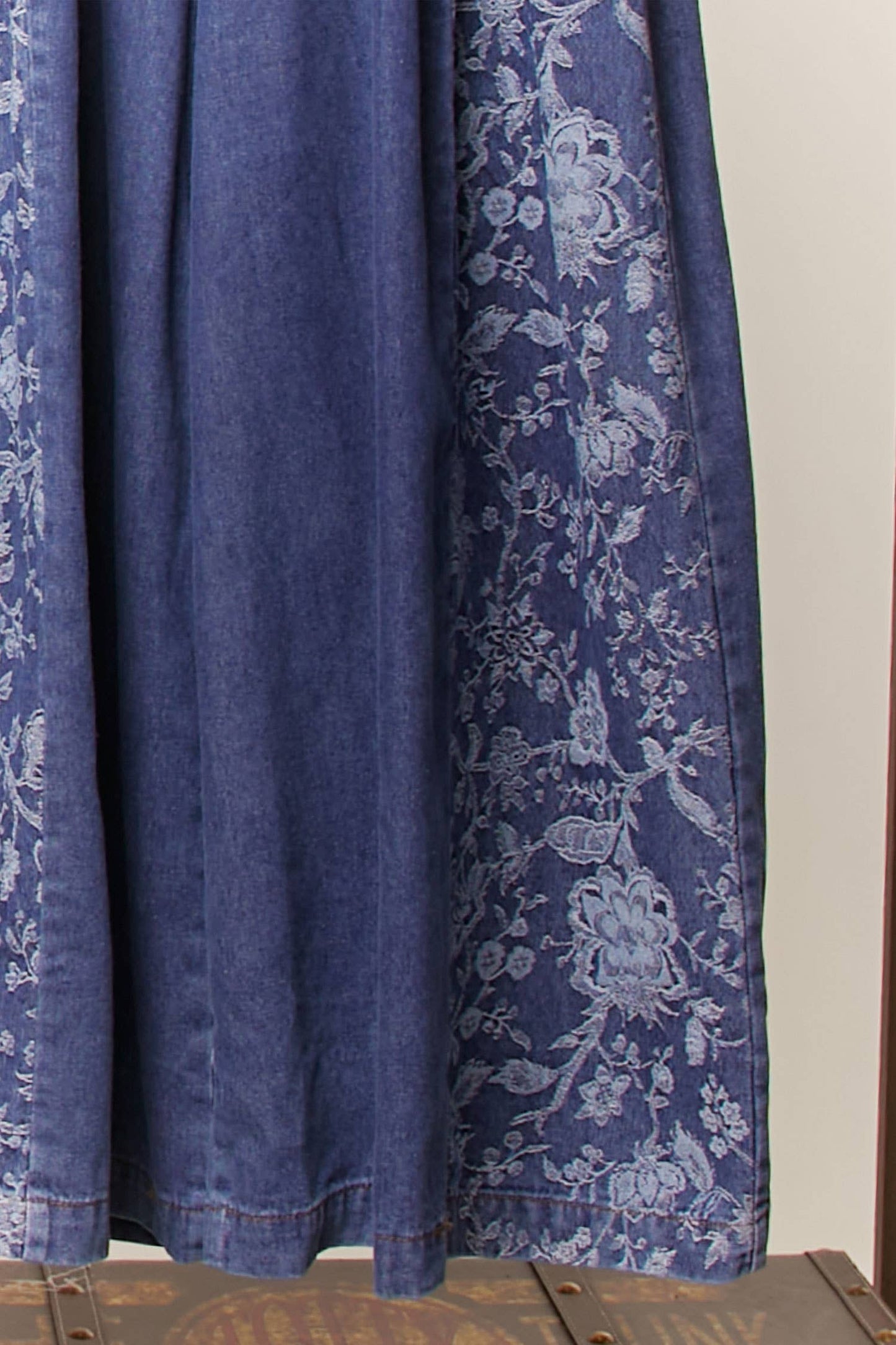 Side Floral Wide-Leg Jeans Pants: Denim / M