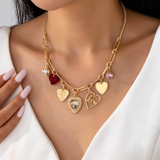 CHARM NECKLACE-PORCELAIN HEART RHINESTONE PEARL | 80N92696