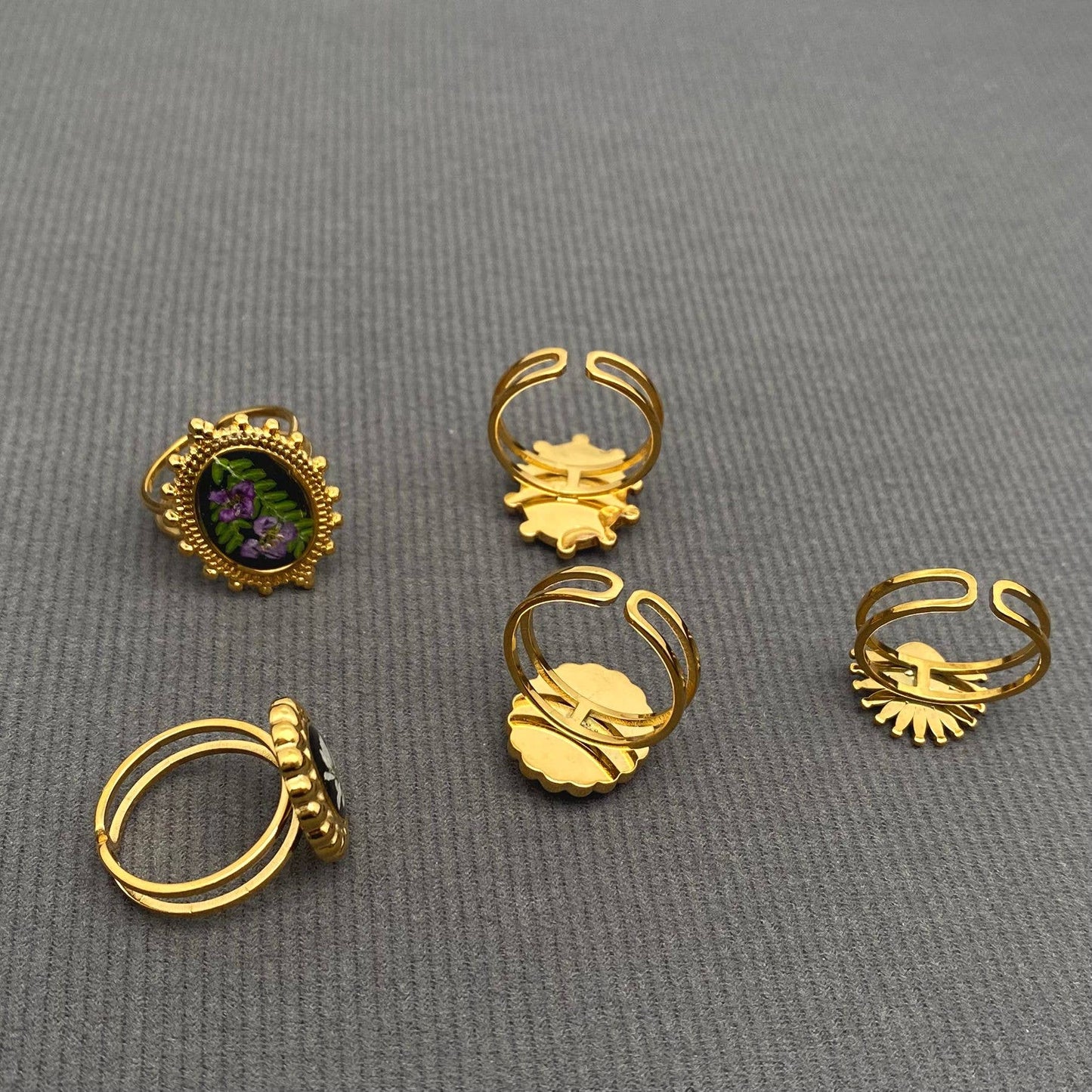 M32. Dried flowers 18K Golden Adjustable Floral Ring
