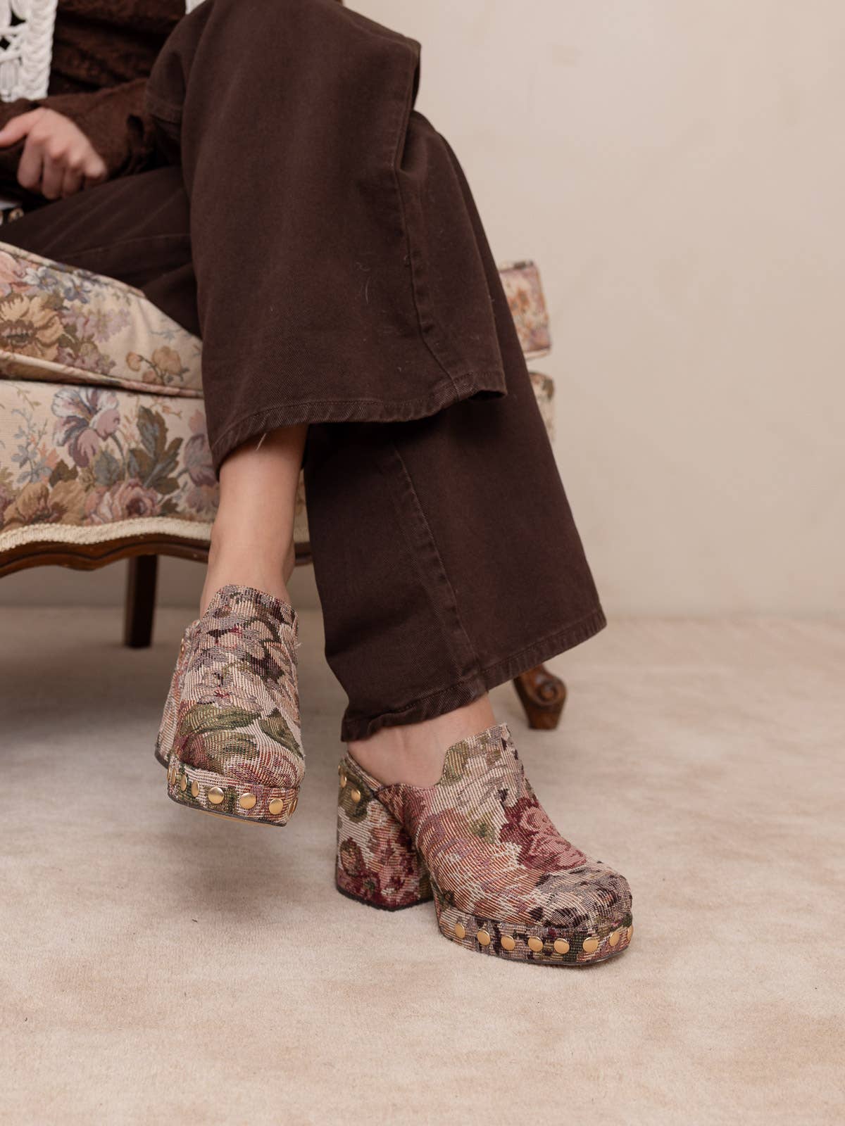 The Sierra | Mauve Tapestry Platform Clog Mule