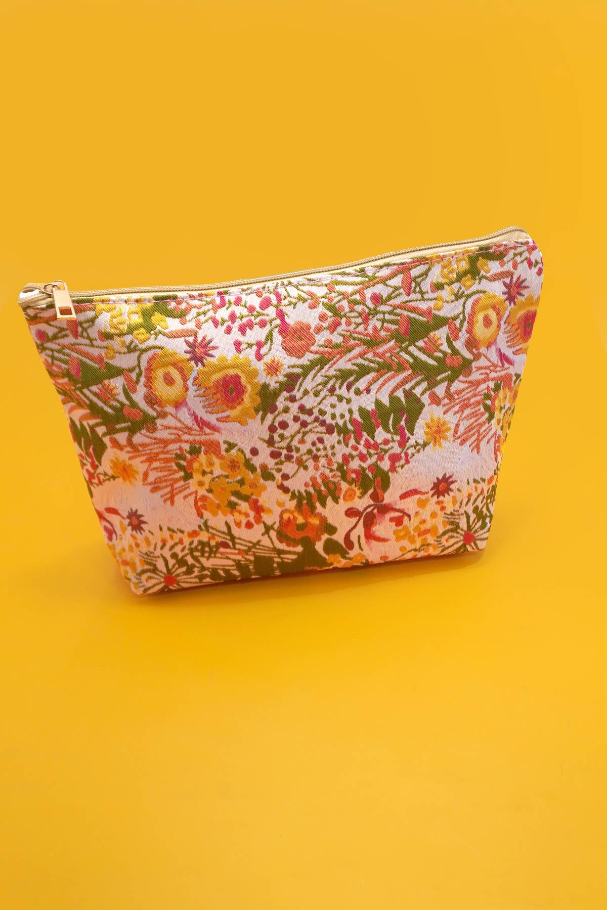 TRAVEL EMBROIDERY FLORAL COSMETIC MAKEUP POUCH | 40P570