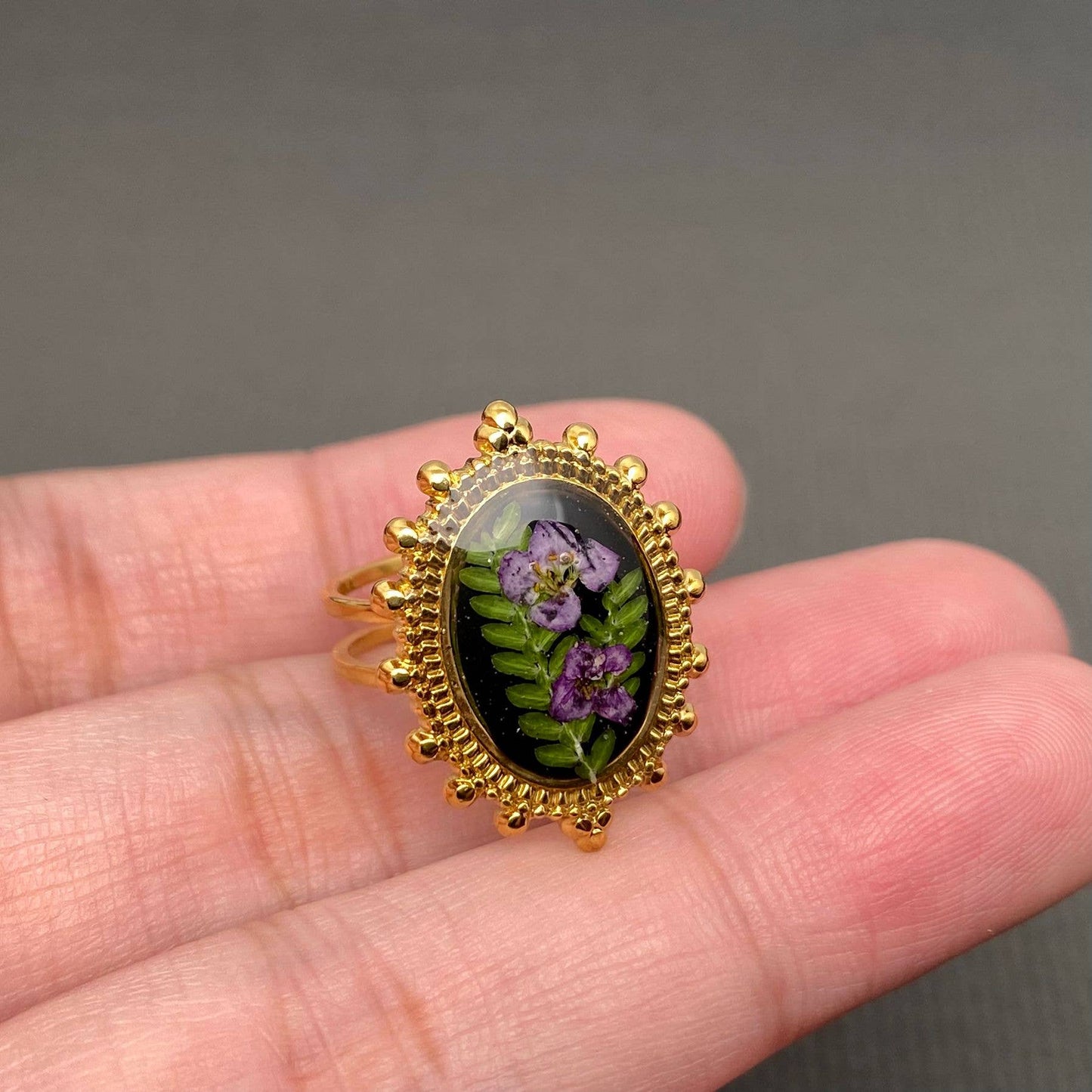 M32. Dried flowers 18K Golden Adjustable Floral Ring