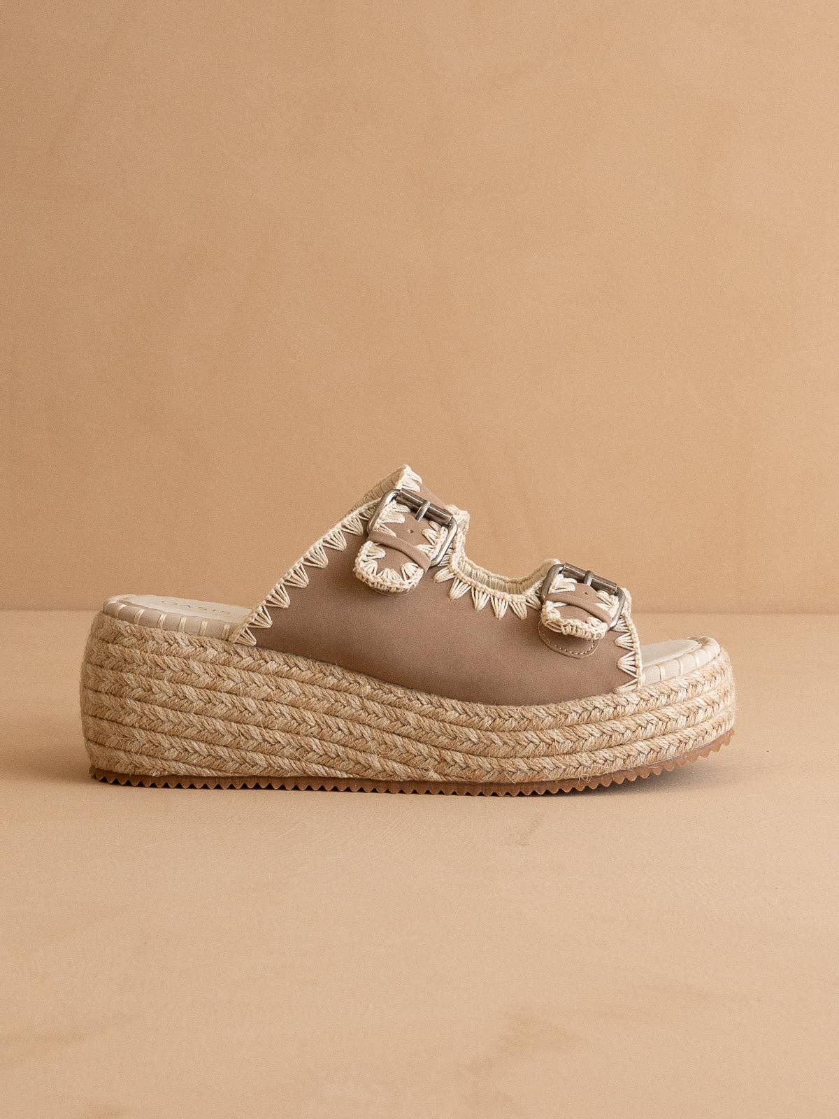The Eugenia | Cedar Wood Embroidered  Raffia Platform Slide