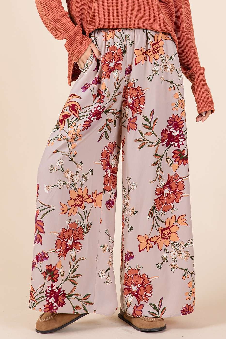 FLOWER PRINT ELASTIC WAIST MID RISE WIDE LEG PANTS