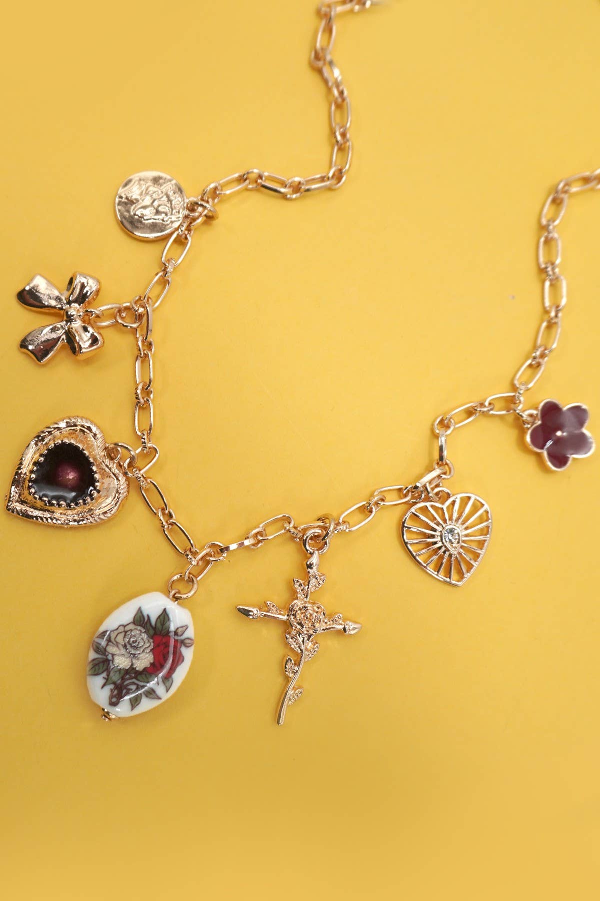 CHARM NECKLACE-HEART PORCELAIN FLOWER BOW CROSS | 80N92072: GOLD