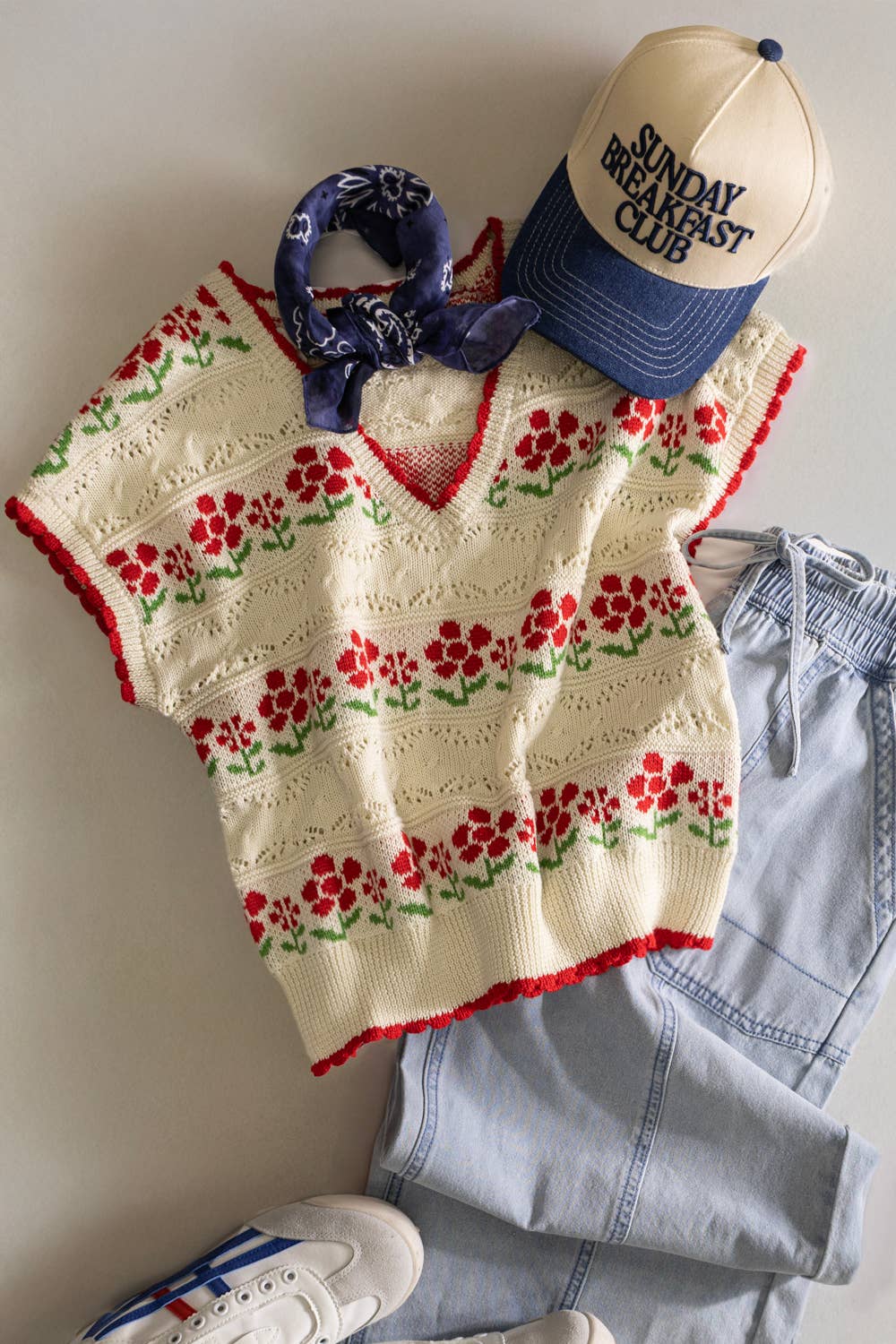 Very J Floral Graphic Knit Sweater Vest