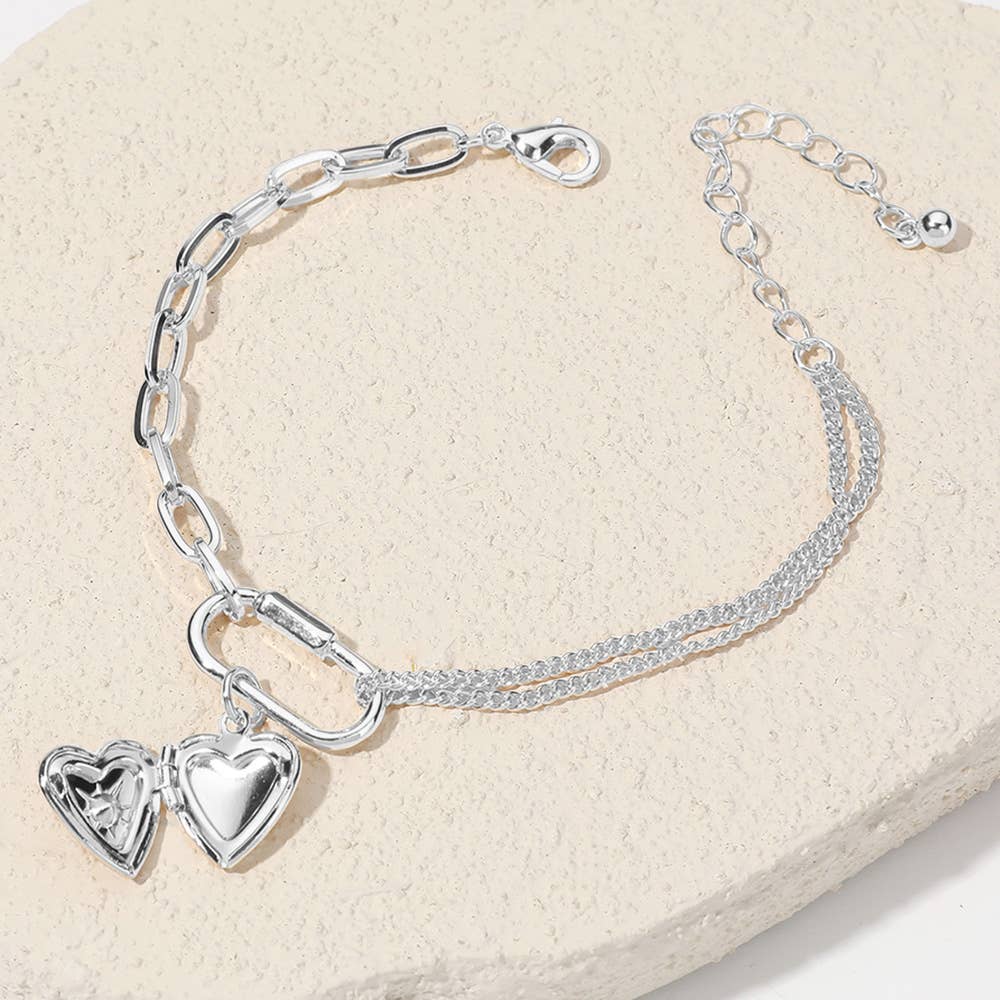 SECRET BOX_Stone Heart Locket Carabiner Charm Bracelet: Silver