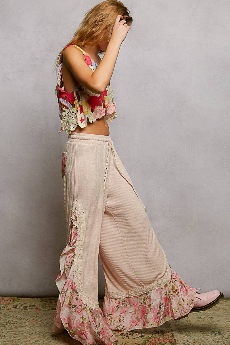 Floral Pattern Ruffle Detail Ribbed Knit Pants