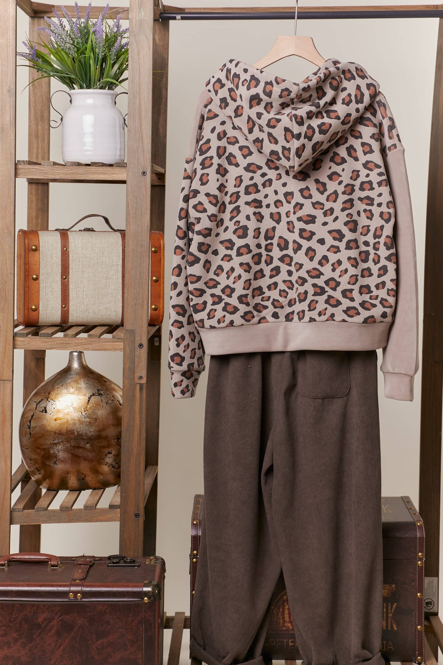 Zip Up hooded Sweatshirt with Leopard Print: Brown / L