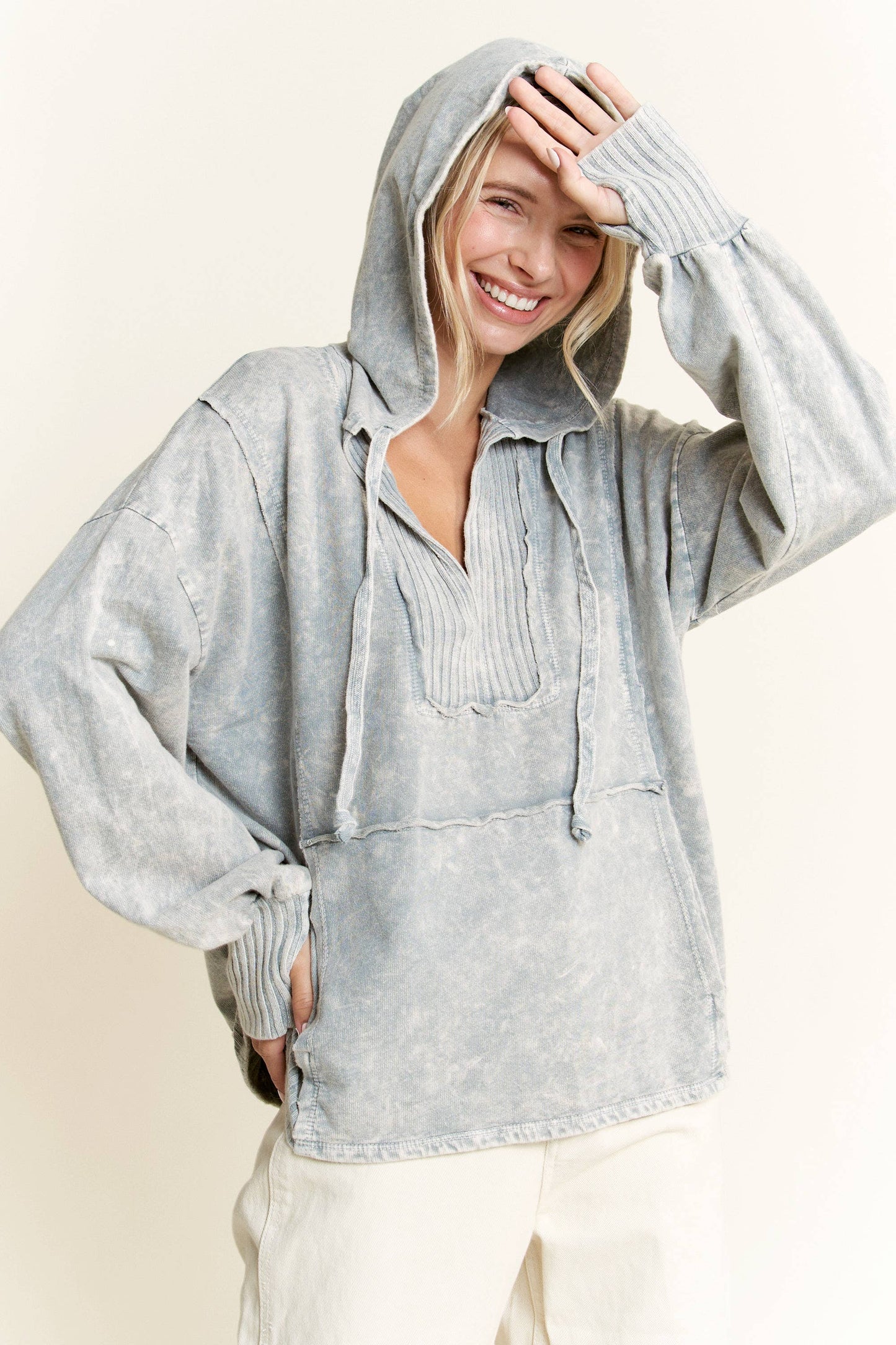MineralWash Vneck Hoodie Sweatshirt with Thumbholes HT5958: Olive / S-M-L / 2-2-2