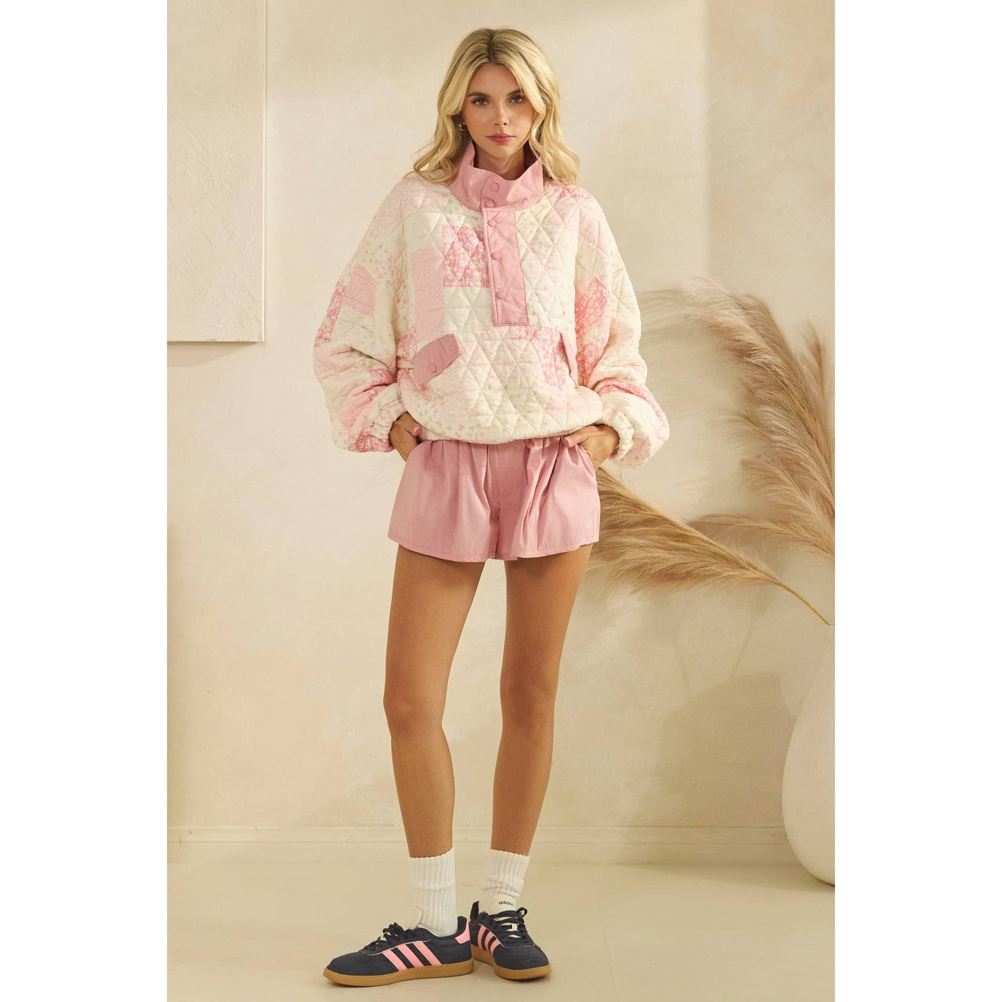 Textured Contrast printed Quarterzip Sweater: Pink Combo / S
