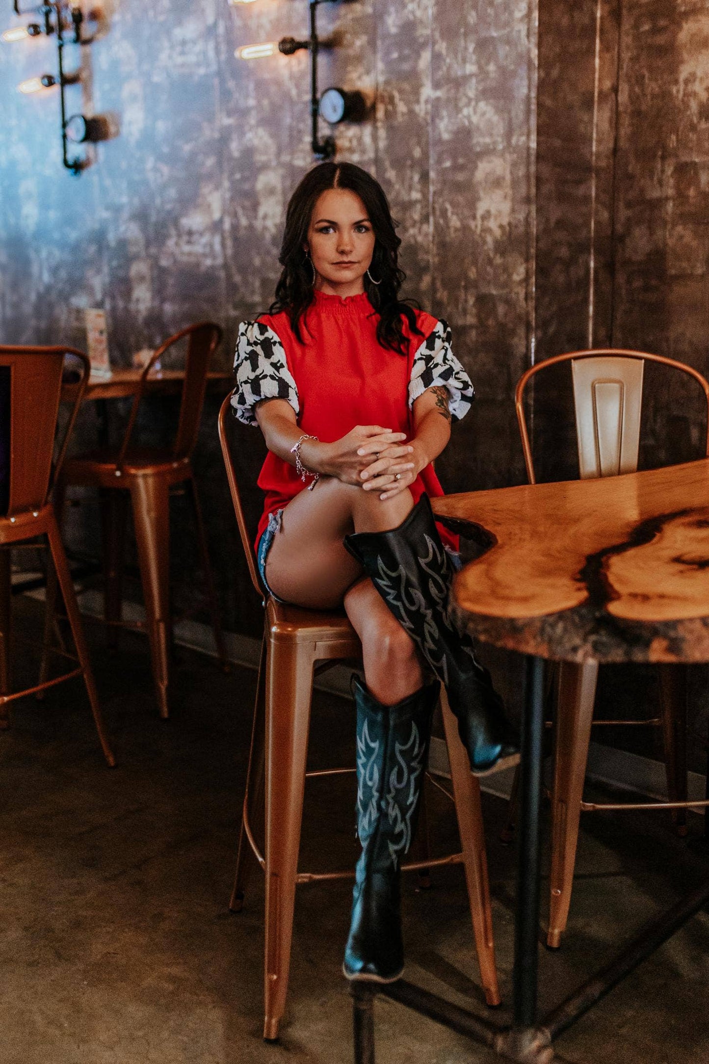 MK332 Bubble Sleeve Tee - Red