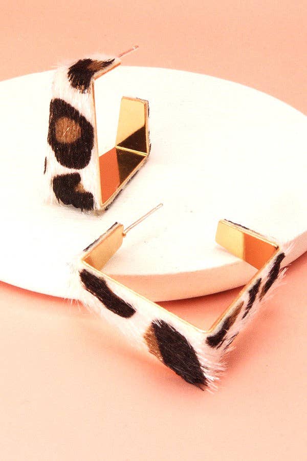 FAUX FUR GEO SQUARE ANIMAL HOOP EARRINGS | 31E21789: GOLD