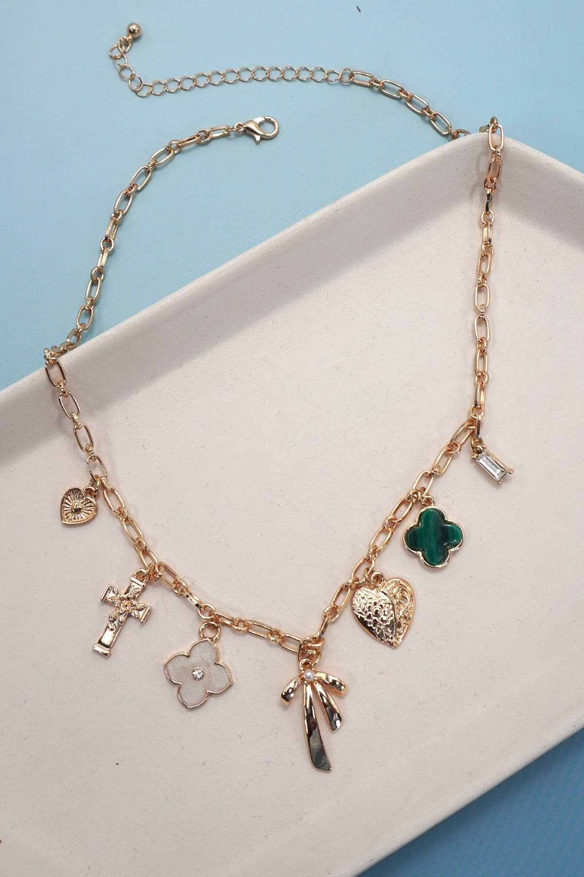 J27. CHARM NECKLACE GREEN CLOVER BOW CROSS HEART