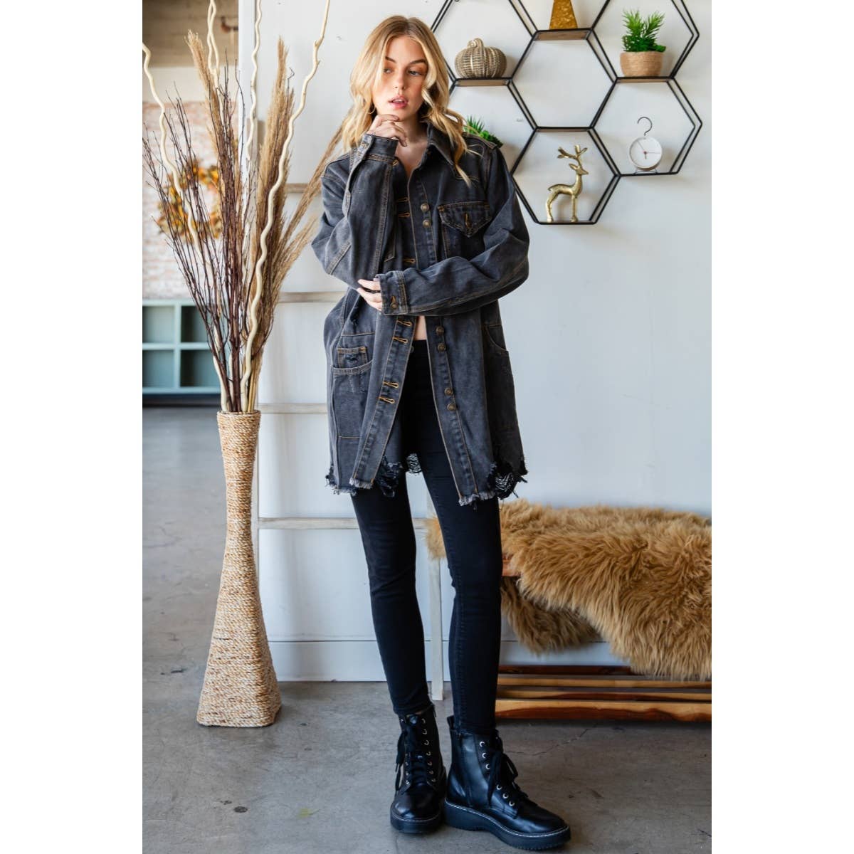 Medium Washed Denim Western Shirts Jacket: Medium Wash / S