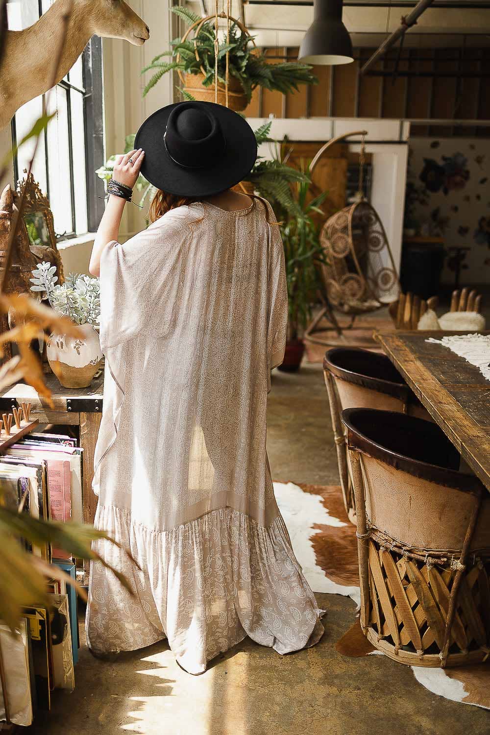 Paisley Perfection Free Flow Kimono 🦋 - Boho: Olive